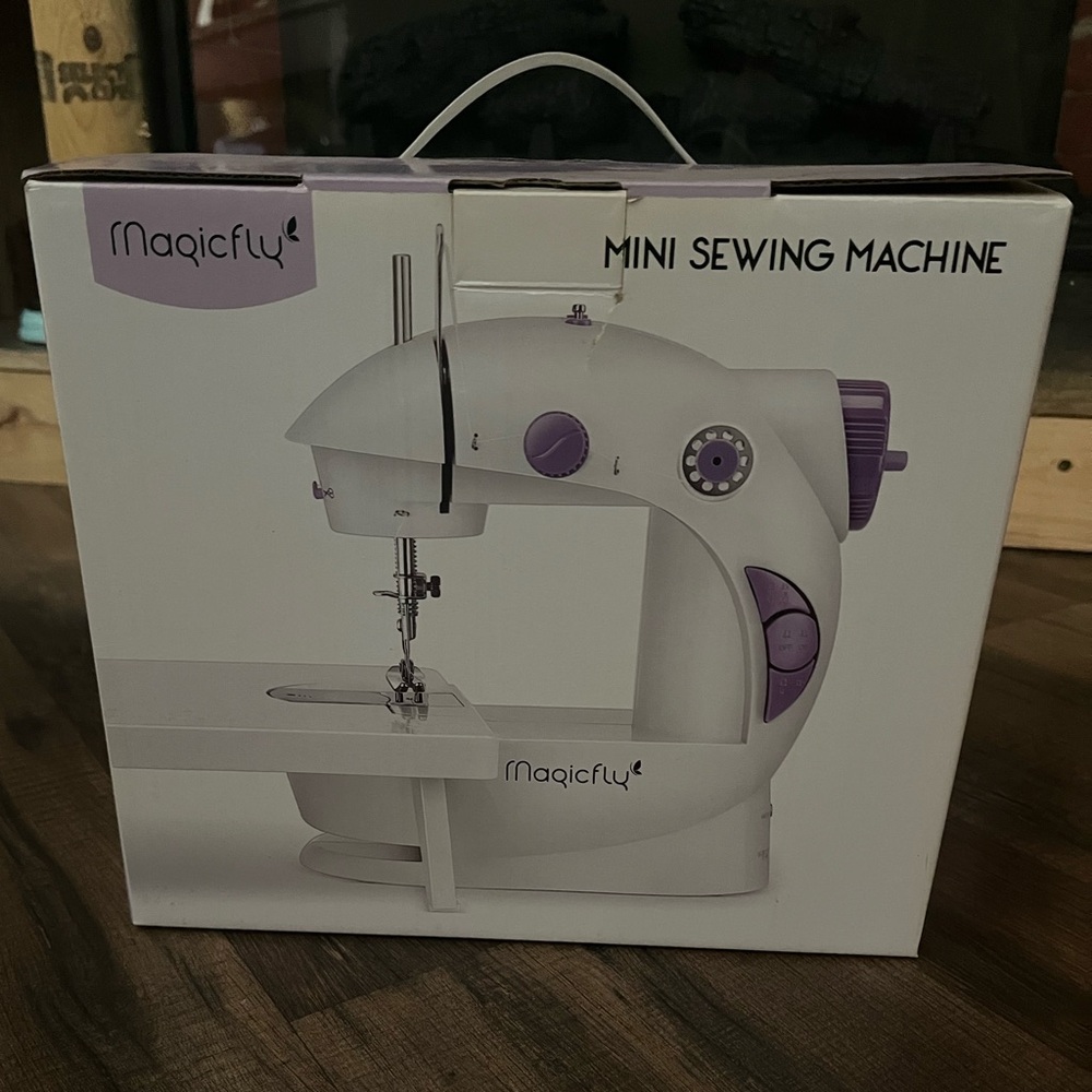 Magicfly Mini Sewing Machine- White and Purple